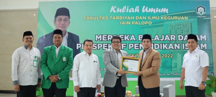 Kuliah Umum Merdeka Belajar: Mahasiswa PGMI IAIN Palopo Dapat Ilmu Berharga dari Dosen UIN Alauddin Makassar